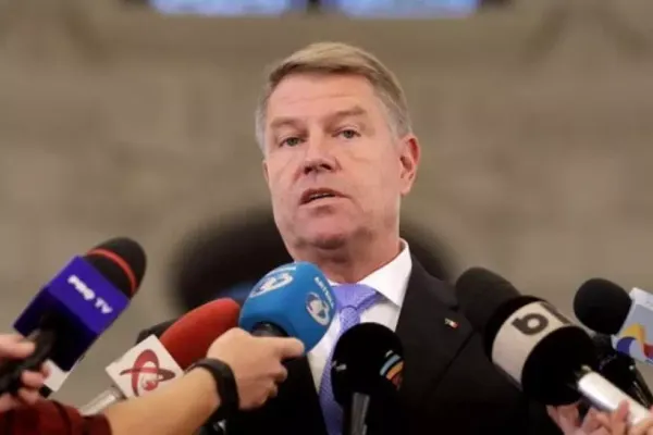 Ce cadou i-au făcut cei de la AUR președintelui Iohannis și cum a reacționat șeful statului