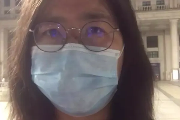 Jurnalistă din China, pusă oficial sub acuzare pentru că a informat publicul despre focarul COVID din Wuhan. Zhang Zhan, anchetată pentru răspândirea de zvonuri false