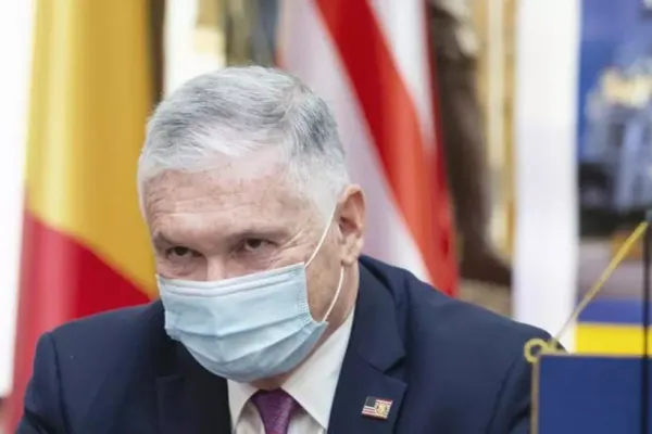 Adrian Zuckerman, despre războiul de la granița României: Trebuie un răspuns puternic, fără șovăială. E bine că dl Ciucă e prim-ministru: e cel mai respectat militar din Europa