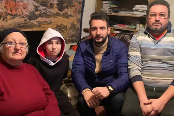 Casa lui Laurențiu - Împreună aducem speranța ACASĂ