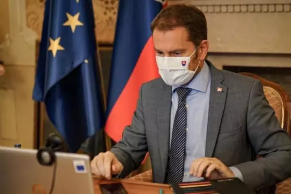 Coronavirus în guvernul slovac. Premierul și un ministru au fost testați pozitiv