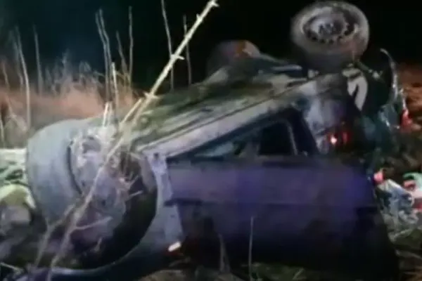 FOTO | Accident cu 3 mașini la intrarea în Slatina. Un mort și mai mulți răniți, între care și doi copii