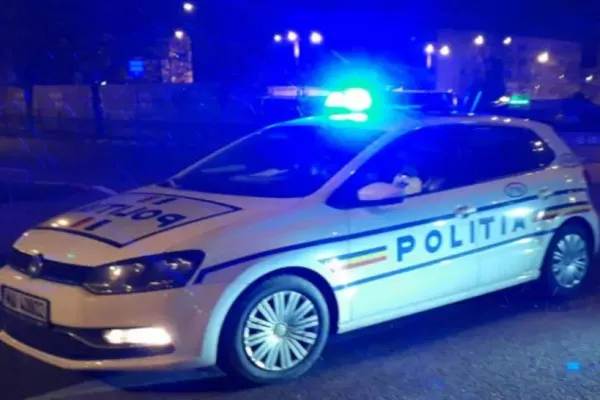 VIDEO Accident CUMPLIT: Fiul adjunctului IPJ Olt a murit după ce a intrat cu maşina într-un cap de pod