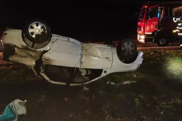 Accident în Teleorman: O femeie în vârstă de 65 de ani s-a răsturnat cu mașina - FOTO