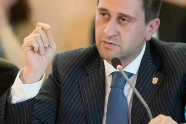 Scandalul scumpirii energiei electrice. Șef ANPC: Sunt nereguli grave, o echipă de comisari se va ocupa strict de această problemă