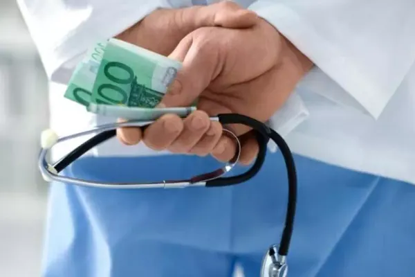 Culisele statului paralel. Afaceri la Ministerul Sănătății-achiziții aranjate de Dorin Cocoș