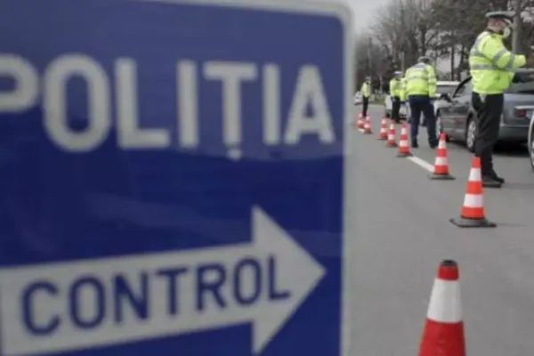 Cum a reușit un șofer să înșele vigilența polițiștilor, deși avea permisul suspendat de 7 ani