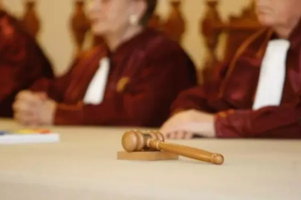 Motivarea CCR privind PENSIILE SPECIALE - De ce vrea Curtea să mențină privilegiile de lux