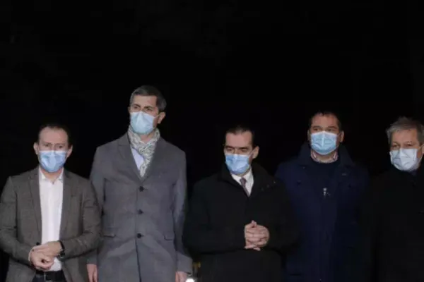 Liderii coaliției PNL-USR PLUS-UDMR, după consultările de la Cotroceni: „Așteptăm decizia președintelui. Suntem pregătiți!”