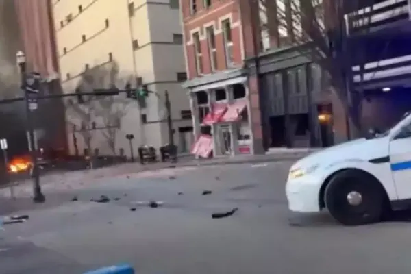 Guvernatorul statului Tennessee cere decretarea stării de urgență după explozia care a avut loc de Crăciun