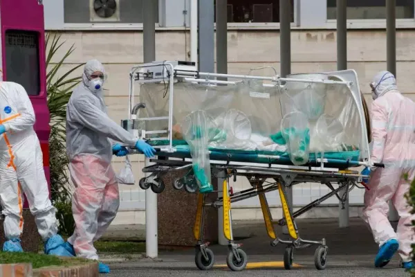 Noua tulpină Covid-19, dezvoltată în Marea Britanie, a ajuns și în Italia