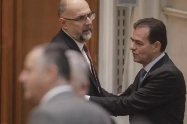 Întâlnire de ultimă oră a liberalilor după ce USR-PLUS și UDMR pun noi CONDIȚII pentru viitoarea guvernare