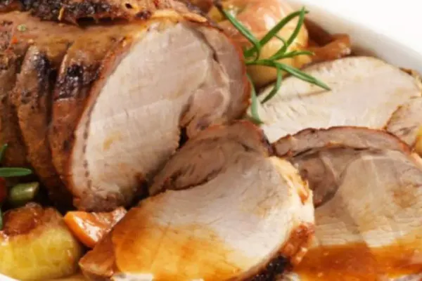Scumpiri ale alimentelor la început de an. Ce mai pot mânca românii