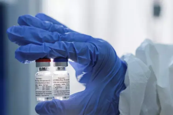 Agenția Europeană a Medicamentului cere statelor din Uniunea Europeană să respecte protocoalele de vaccinare în cazul COVID-19
