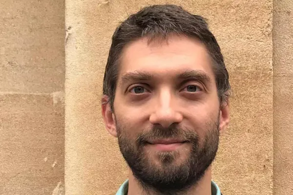 Un cercetător din Londra preia șefia Casei Naționale de Asigurări de Sănătate. Cine este Adrian Gheorghe