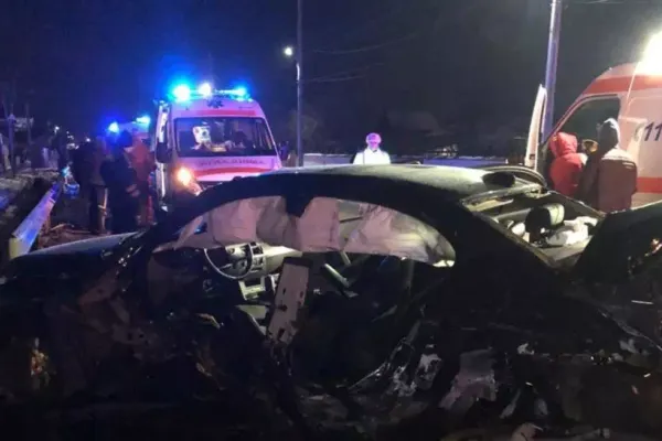 Accident cu cinci victime, în Teleorman! Unul dintre şoferi este încarcerat, inconştient, cu semne vitale
