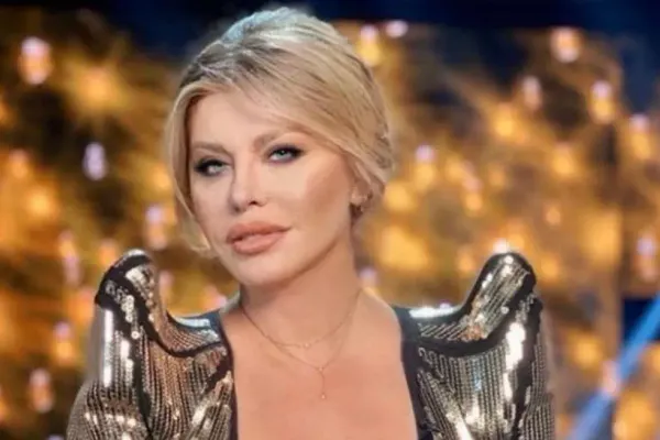 Loredana Groza a anunțat că nu are COVID-19. Care este starea de sănătate a cântăreței
