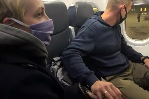 Aleksei Navalnîi a aterizat la Moscova, pe alt aeroport decât era prevăzut - Poliţia rusă a arestat mai mulţi susţinători ai opozantului