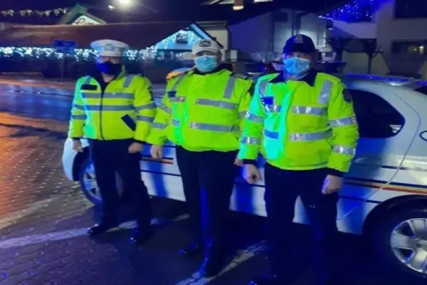 Într-un oraș din România polițiștii dau măști în loc de amenzi. Unde se întâmplă asta