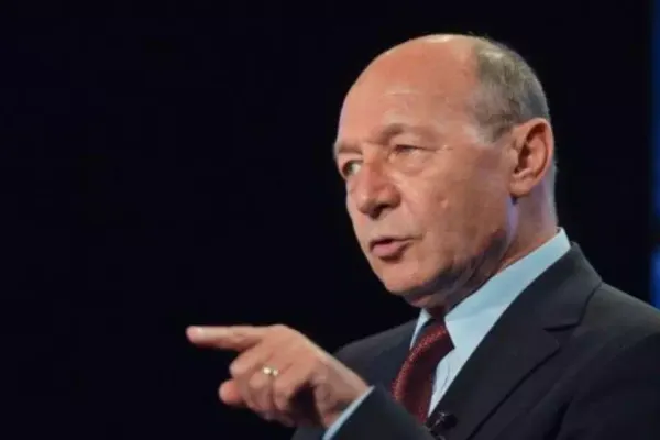Trecutul îl prinde din urmă pe Băsescu. Interese obsure dictate de Moscova - legături controversate cu "Regii asfaltului" și Euroconstruct. Ce jocuri face Gazprom în România?