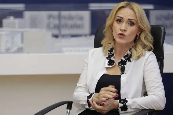 Gabriela Firea, atac la Guvern: „Se pregătește o tentativă josnică prin care să se impună creșterea mascată a vârstei de pensionare până la 70 de ani”