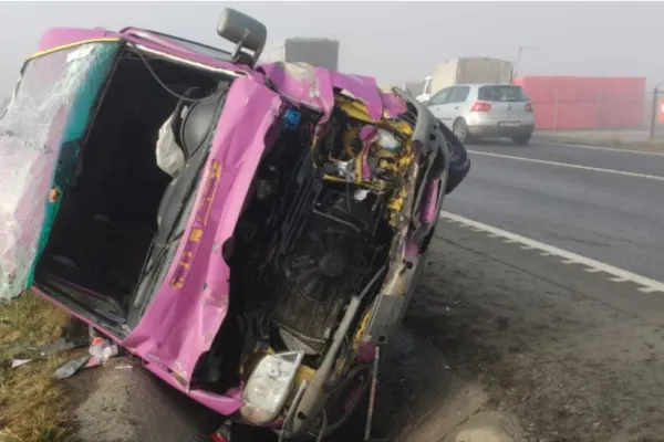 Trei răniți, printre care și o gravidă, într-un accident petrecut pe DN1. Traficul, îngreunat