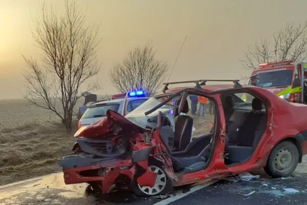 FOTO Accident grav în județul Dâmbovița, cinci răniți au ajuns la spital