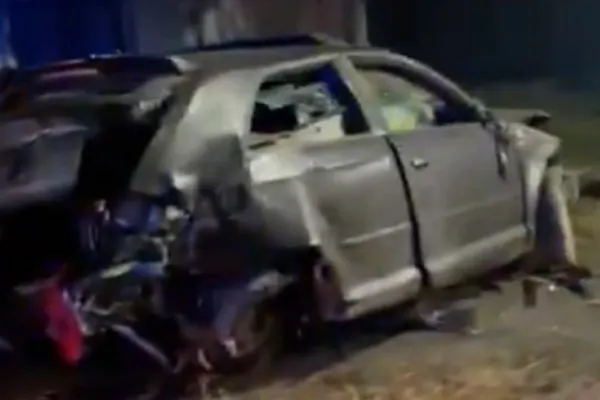 VIDEO Accident grav provocat de un bărbat care a sustras două mașini