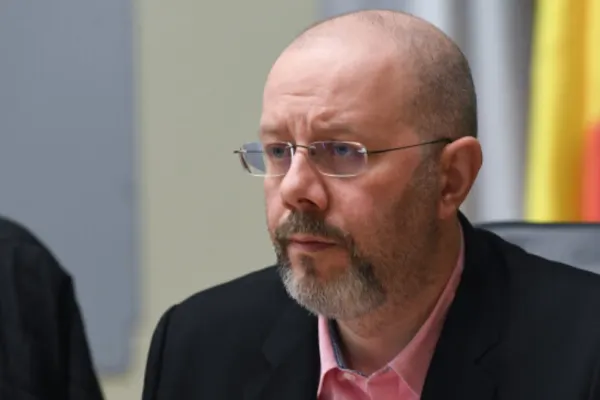Aurelian Bădulescu, critici pentru Vlad Voiculescu: „A fost cineva la spitalul modular de la Pipera? Sunt 500 de paturi” | S. Andronic: „Pălăria este prea mare pentru el”