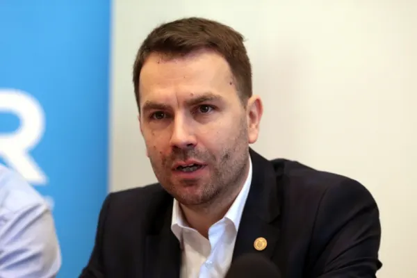 Cătălin Drulă visează la polul de dreapta. Care este decalogul unei posibile guvernări USR