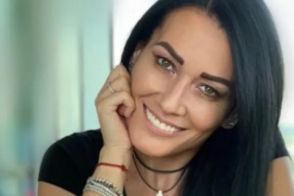 Un director din Ministerul Sănătății primește LUNAR aproape 30.000 de lei, adică 20 de salarii minime. Cine este Georgeta Bumbac și ce legături are cu un baron PSD