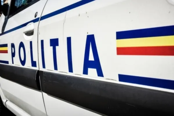Tânăr lovit de o autospecială de poliţie, în Pitești! Incidentul s-ar fi produs în apropierea trecerii de pietoni