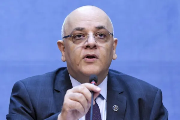 Raed Arafat, despre Hub-ul umanitar de la Suceava: Au fost transportate către Ucraina materiale din Italia, din Slovenia, Bulgaria şi România