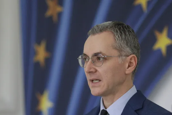 Stelian Ion: „Grupurile infracţionale trebuie lovite acolo unde le doare cel mai tare, adică la bani”