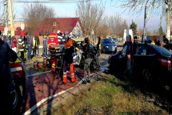 FOTO Accident deosebit de GRAV, cu șase victime în județul Ialomița. Trafic deviat