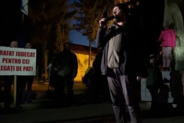 Primul cadru medical care INSTIGĂ la proteste: Vrem libertatea dată de Dumnezeu și confiscată de politicieni