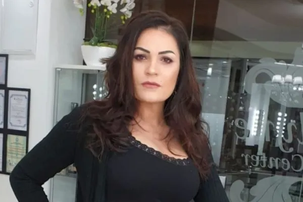 Ancuța Cârcu, fosta peremistă convertită AUR, a fost arestată într-un dosar de proxenetism