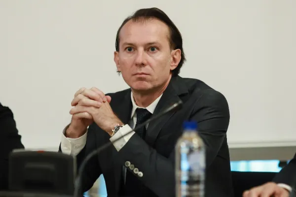 Florin Cîțu dezamorsează SCANDALUL datelor publicate de Vlad Voiculescu. Ce spune premierul despre Ministerul Sănătății și NEREGULILE de la vaccinare