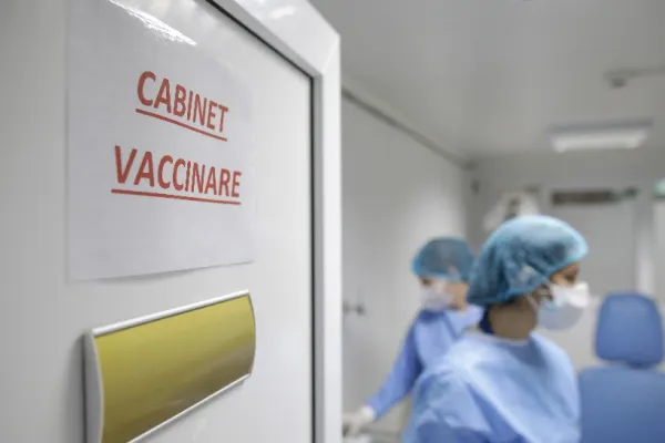 Ministerul Sănătății îi răspunde lui Valeriu Gheorghiță: Plata personalului din centrele de vaccinare va începe săptămâna viitoare
