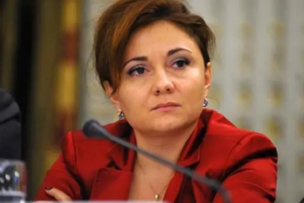 Cristina Trăilă, urmărită penal pentru complicitate la folosirea influenței în dosarul lui Fănel Bogos: precizările DNA