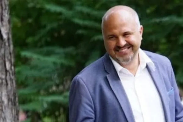 Legile Puterii | Emanuel Ungureanu, atac la Florin Cîțu: ”Un om echilibrat emoțional nu ia decizii când e în pijama”. Ce spune despre ieșirea PLUS de la guvernare