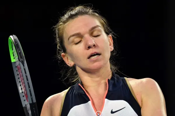 Accidentarea Simonei Halep, dezbătută de americani: „E o afecţiune dureroasă!”