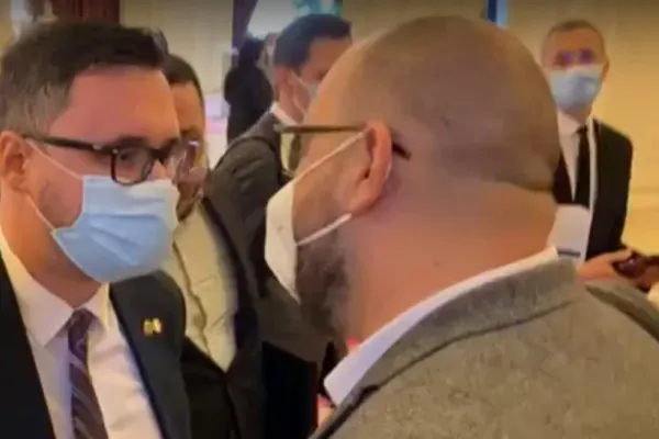 VIDEO Scandal între un deputat AUR și unul USR: "Dispari, păduche! Mă ameninți tu pe mine?"