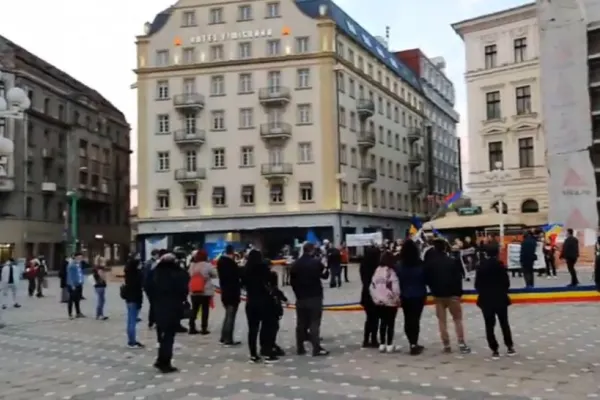 VIDEO | Proteste în Timișoara și Arad împotriva noilor restricții impuse de autorități