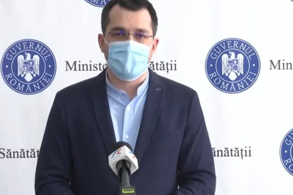 Vlad Voiculescu, după protestele care au vizat personalul medical: Sunt consternat și furios