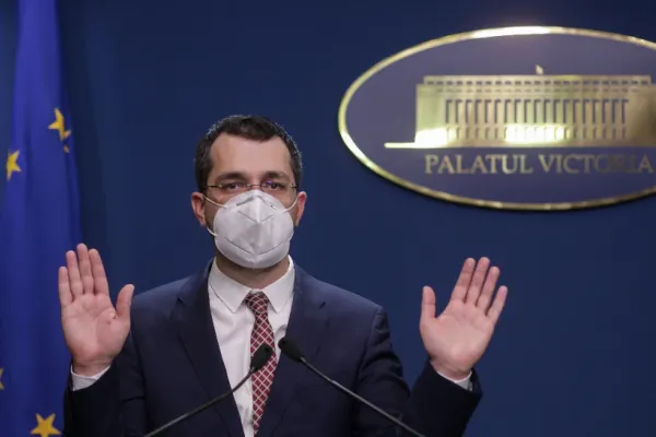 Primele reacții după demiterea lui Vlad Voiculescu. Ce spune liderul senatorilor PNL. Cine ar putea conduce Ministerul Sănătății