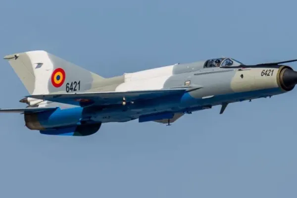 Rusia adună avioane de luptă și elicoptere la graniței cu Ucraina - serviciile de informații occidentale