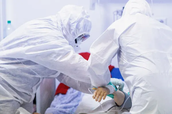 FOCAR de coronavirus la Spitalul Județean din Ploiești - Cel puțin 17 pacienți din secția non-COVID sunt infectați