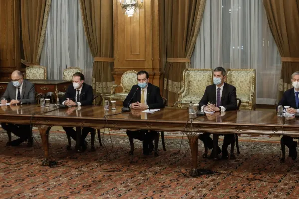 Coaliția de guvernare, aproape de colaps. Ce variante au la îndemână ca să rămână la putere