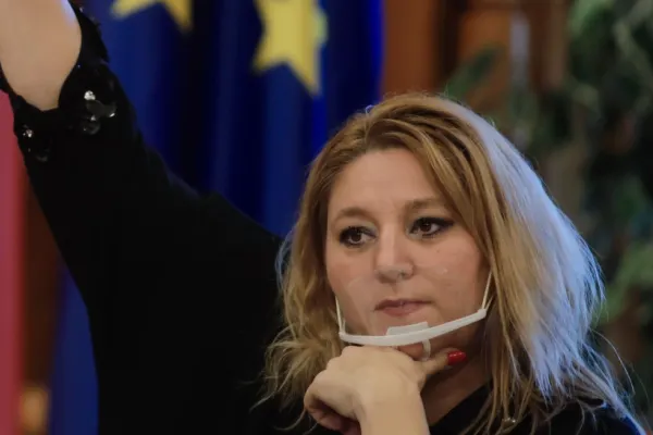 Legile puterii | Diana Șoșoacă, acuzații pentru Bogdan Aurescu: „În loc să ne bage în război cu vecinii, mai bine ajută cetățenii români”